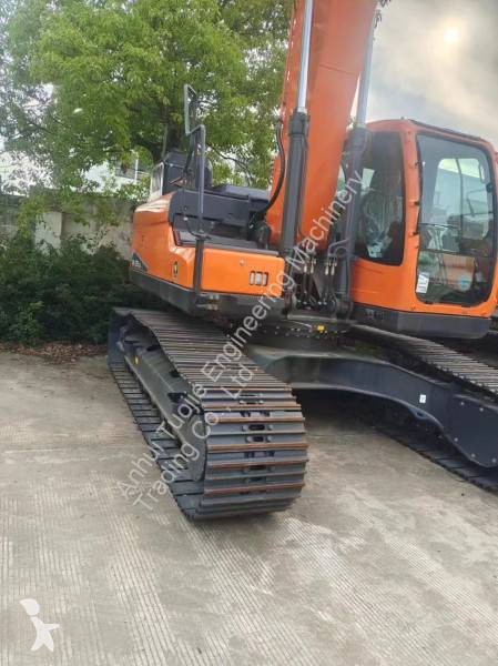 جرافة Doosan