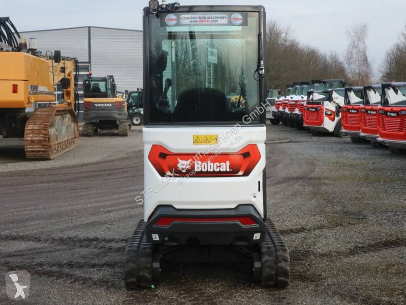 Lopatový nakládač Bobcat E19 R2