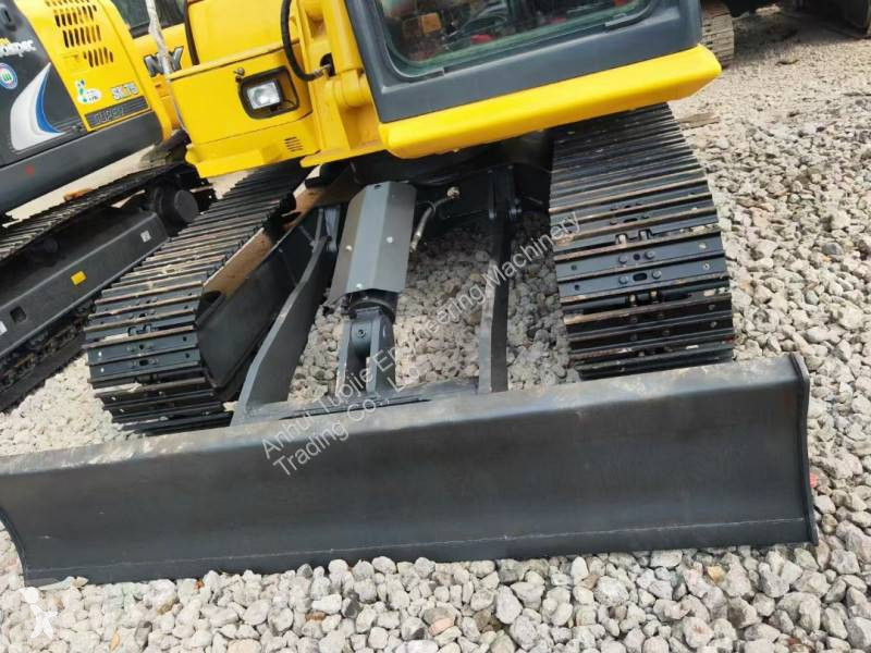 Lopatový nakládač Komatsu PC70