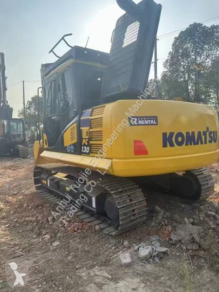 جرافة Komatsu