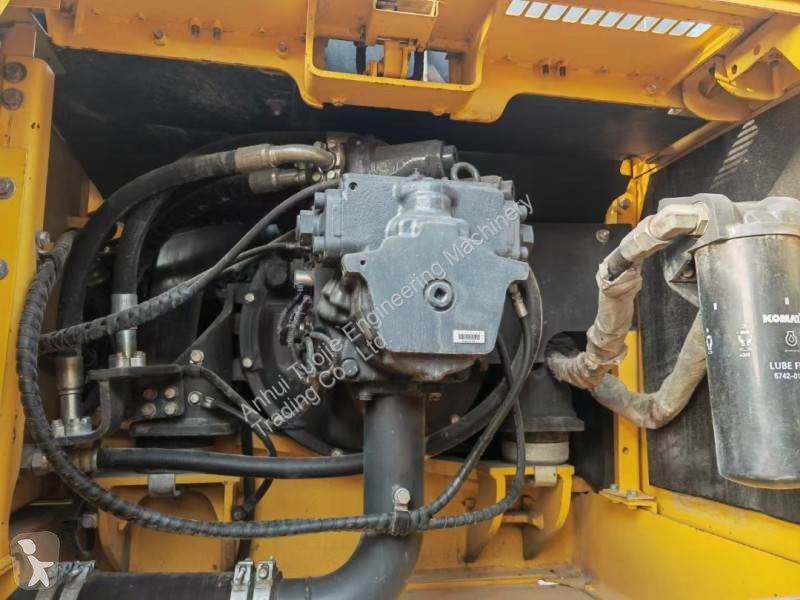 جرافة Komatsu PC360