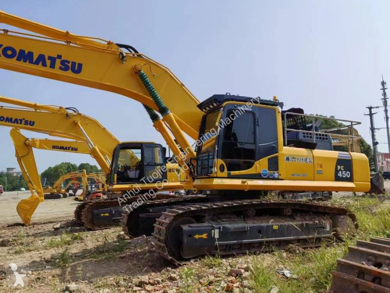 جرافة Komatsu