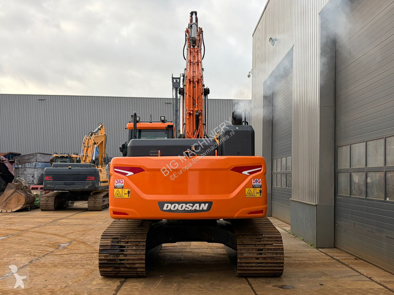 Rýpadlo Doosan 7 Long Reach 15.4 m