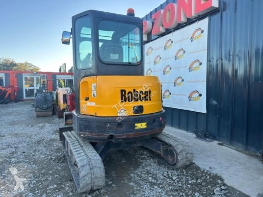 Lopatový nakládač Bobcat e35 à 23 500 € ht