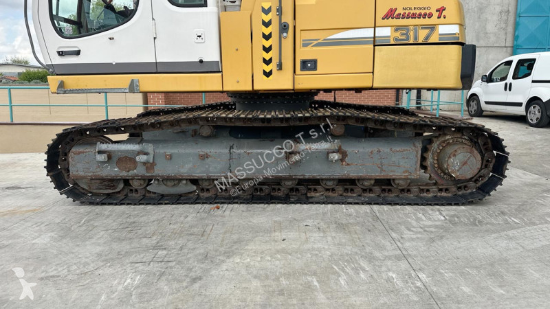 جرافة Liebherr R317