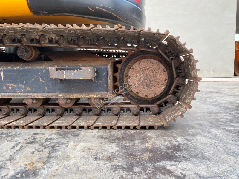 Rýpadlo JCB JZ141