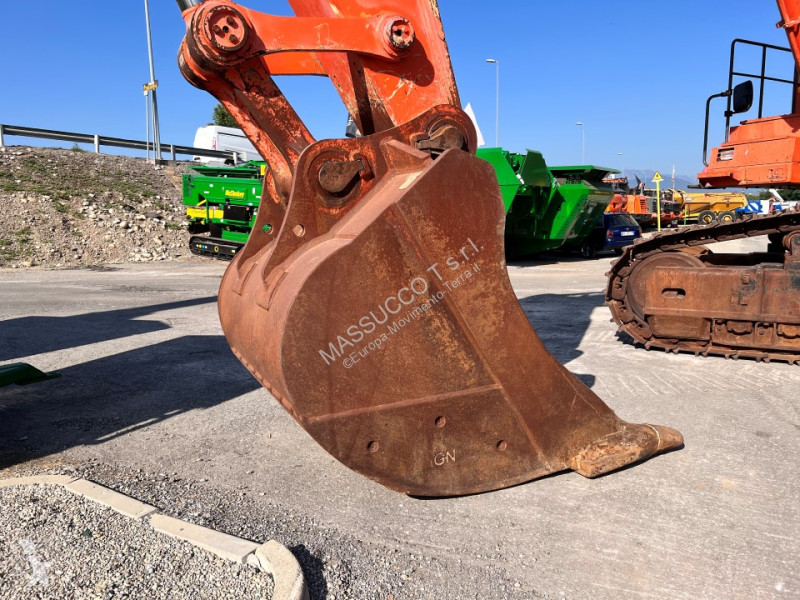 Rýpadlo Hitachi