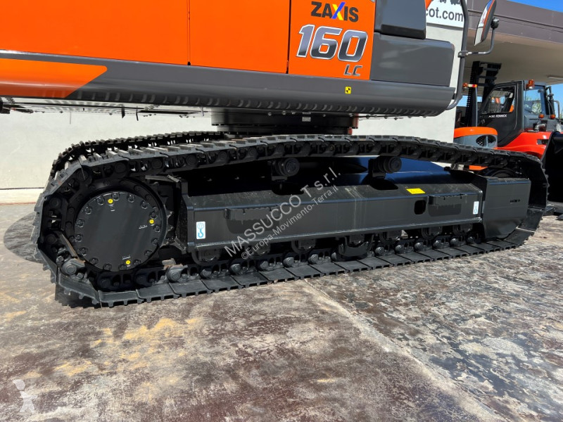 Экскаватор Hitachi