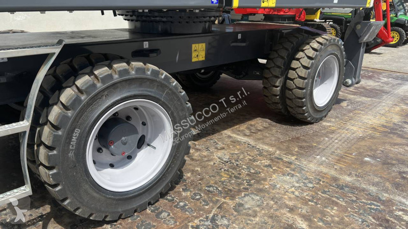 جرافة Terex TWH 220 S5