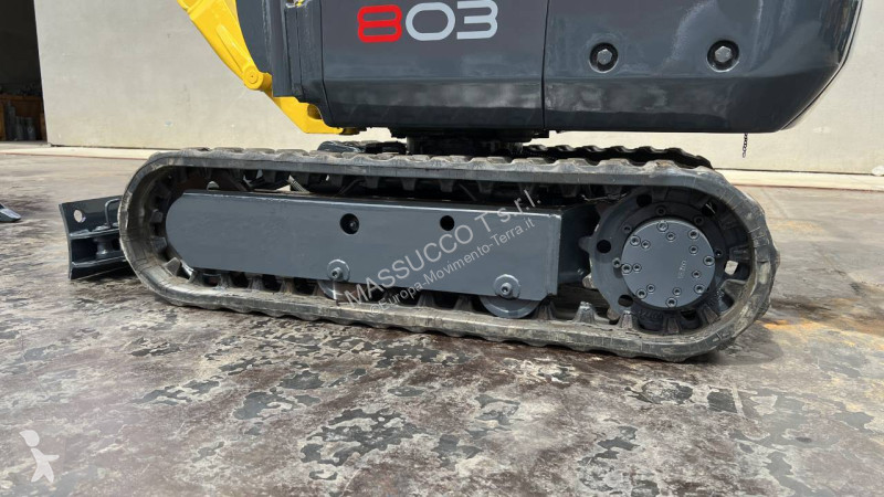 جرافة Wacker Neuson 803