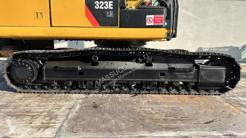 Rýpadlo Caterpillar 323E
