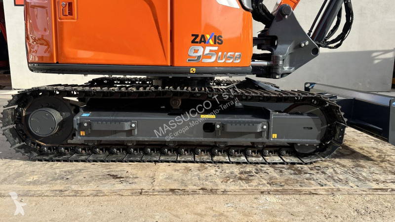 Escavatore Hitachi ZX95USB-7