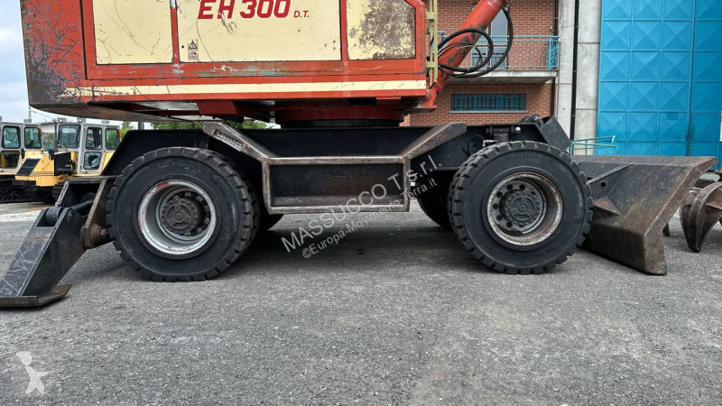 Rýpadlo  EH300/3