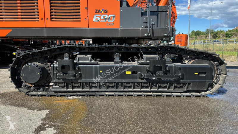 Escavatore Hitachi ZX690LCH-7