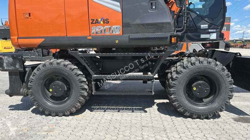 Rýpadlo Hitachi