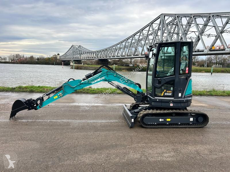 Excavadora Sunward
