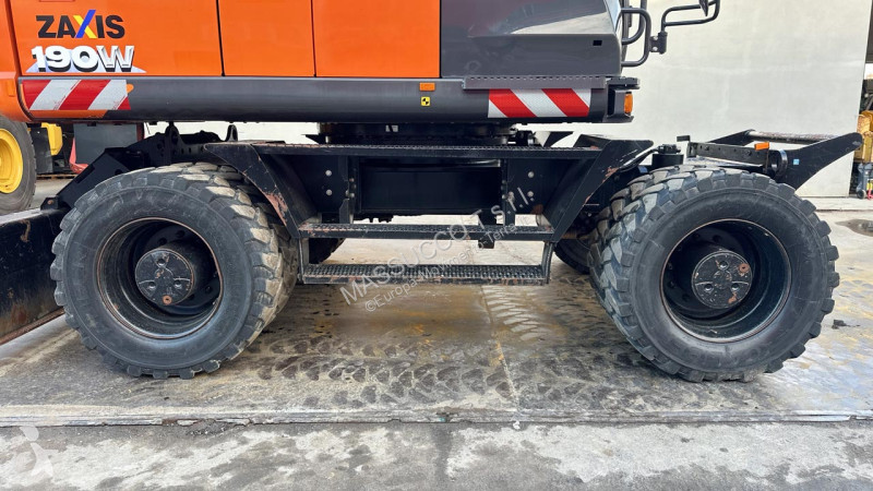 Rýpadlo Hitachi ZX190W-6
