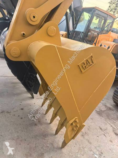 Rýpadlo Caterpillar 320GC