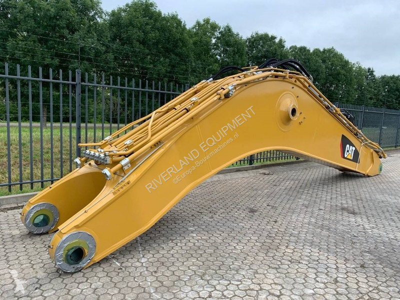 جرافة Caterpillar 390 | 395 boom packages...
