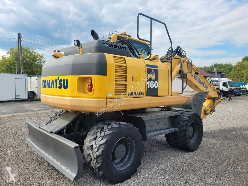 Lopatový nakládač Komatsu - 8 A/C 3 ARMS