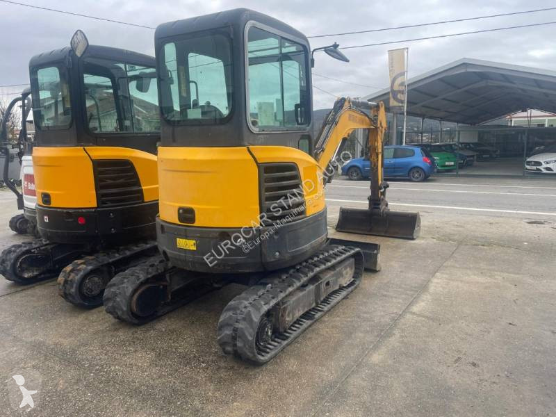 Lopatový nakládač Bobcat E 26