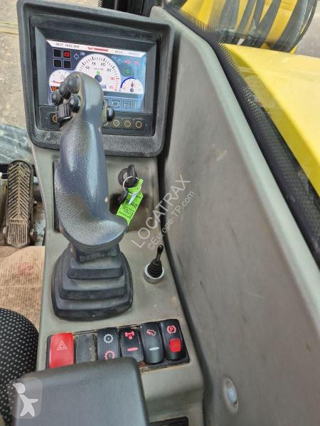 جرافة Yanmar  B 110 W