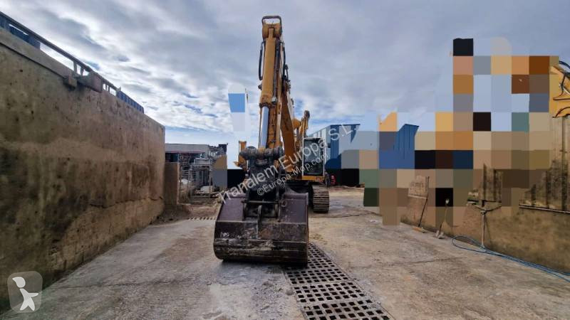 جرافة Liebherr 944
