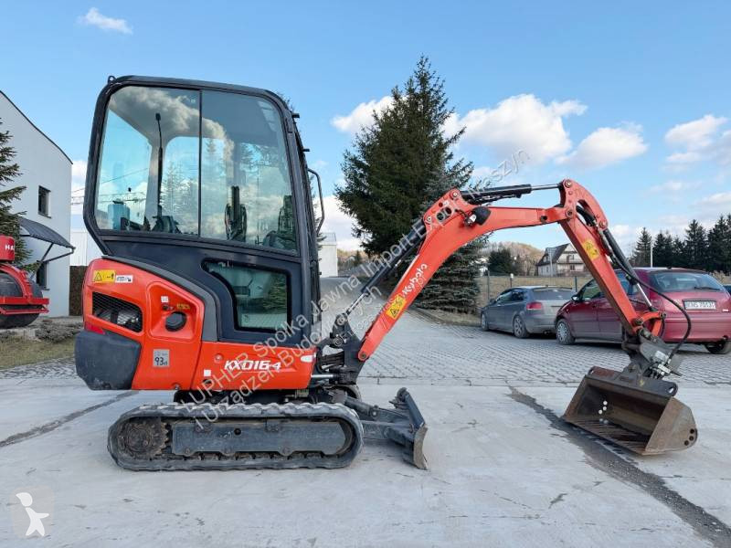Lopatový nakládač Kubota KX016-4