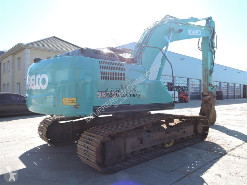 جرافة Kobelco SK210