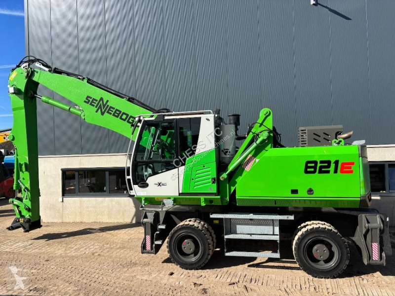جرافة Sennebogen 821 M - 821 E - E - 818 - 825