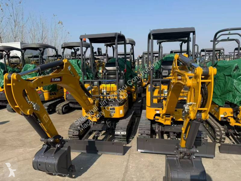 جرافة XCMG XE17U