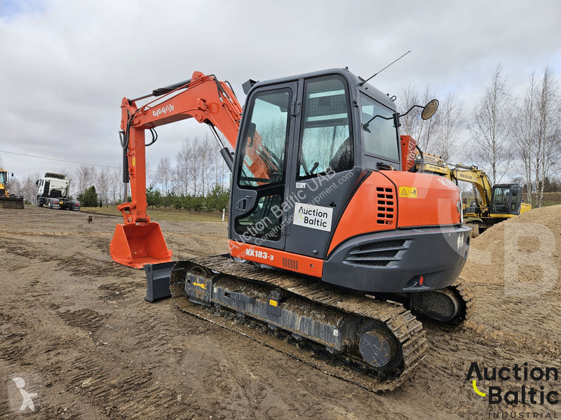 Экскаватор Kubota KX 183-3