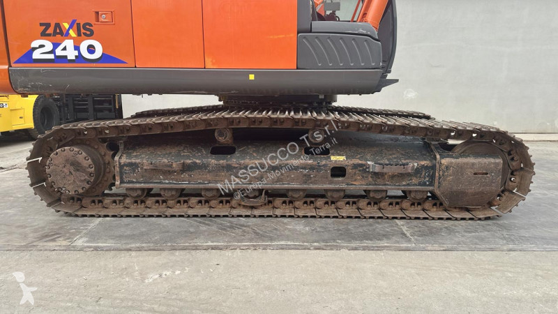 Escavatore Hitachi