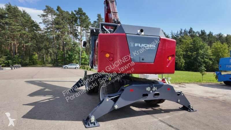 Lopatový nakládač Fuchs MHL 331