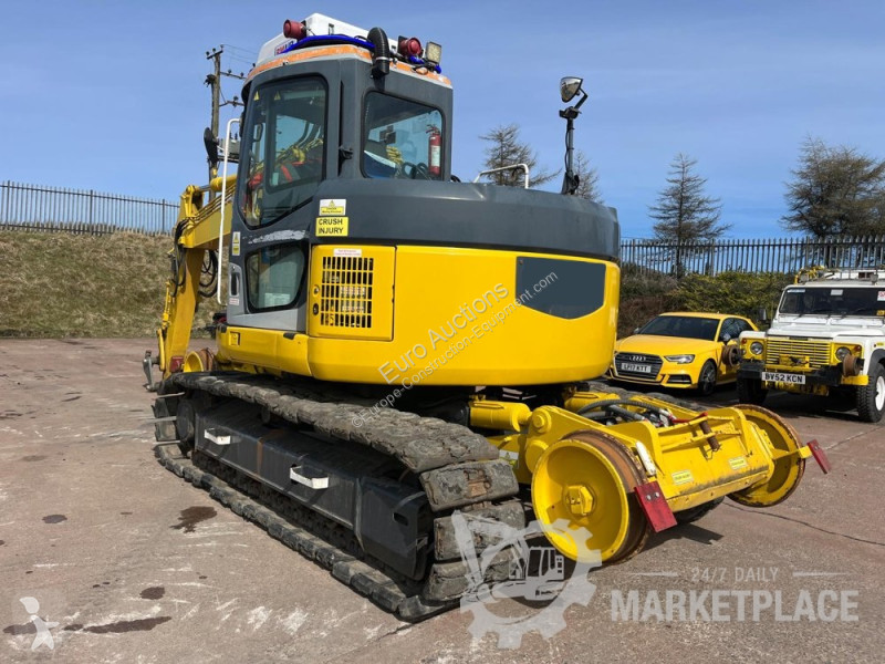 Екскаватор Komatsu 138US2