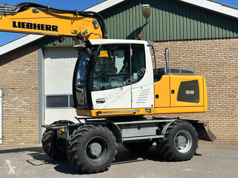 Rýpadlo Liebherr A918