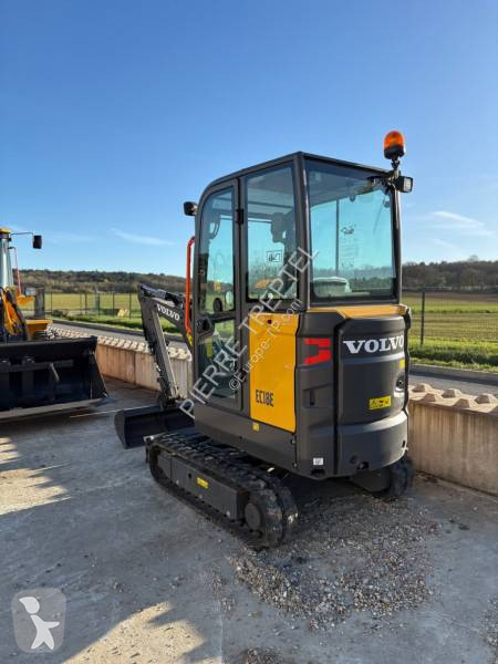 Excavator Volvo Ec18E