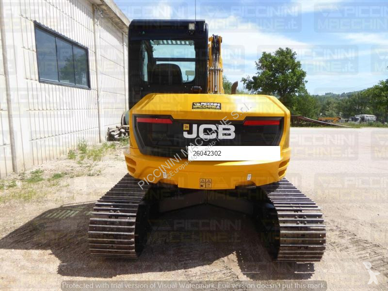 Lopatový nakládač JCB