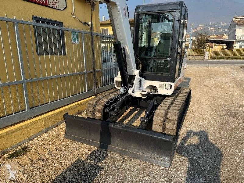 Lopatový nakládač Bobcat