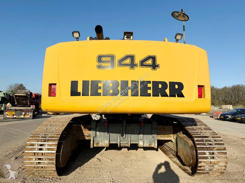جرافة Liebherr UHD - 23 Meter Demolition Hydr...