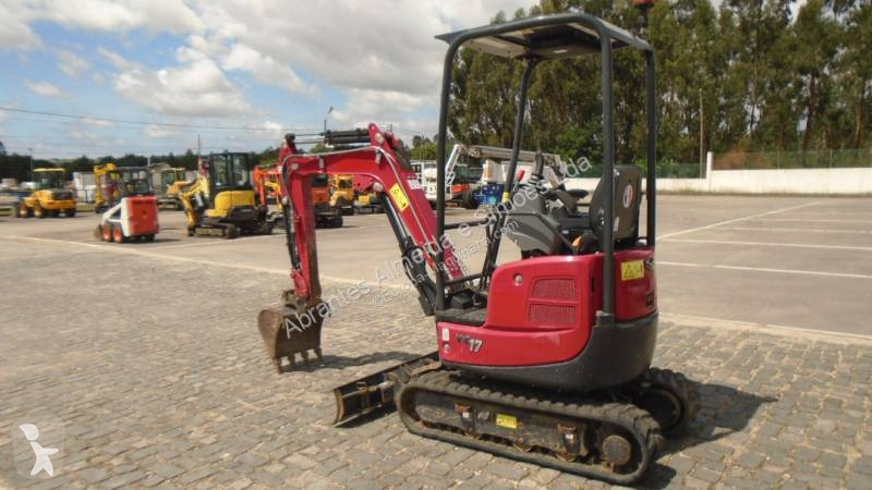 جرافة Yanmar
