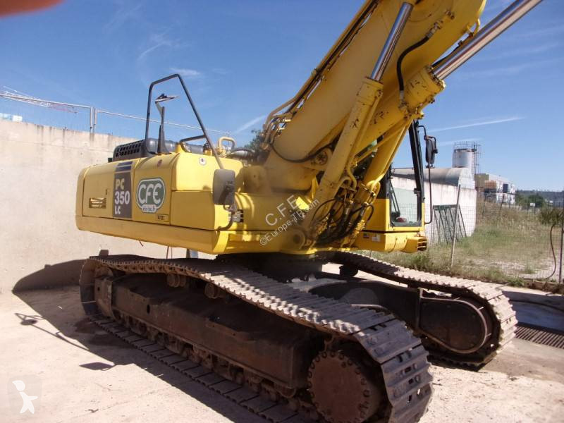 جرافة Komatsu