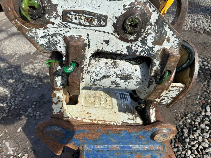 Lopatový nakládač Takeuchi Minibagger 25.500 EUR
