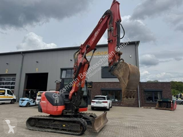 جرافة Kubota KX 080-4