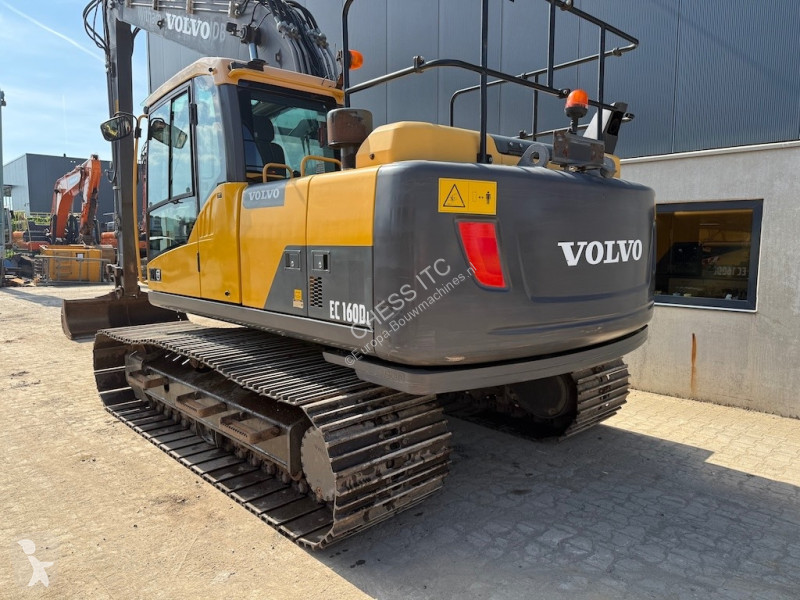 جرافة Volvo 160 D Long Reach - 180 - 220 - 140
