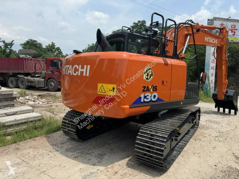 جرافة Hitachi ZX130C-6A