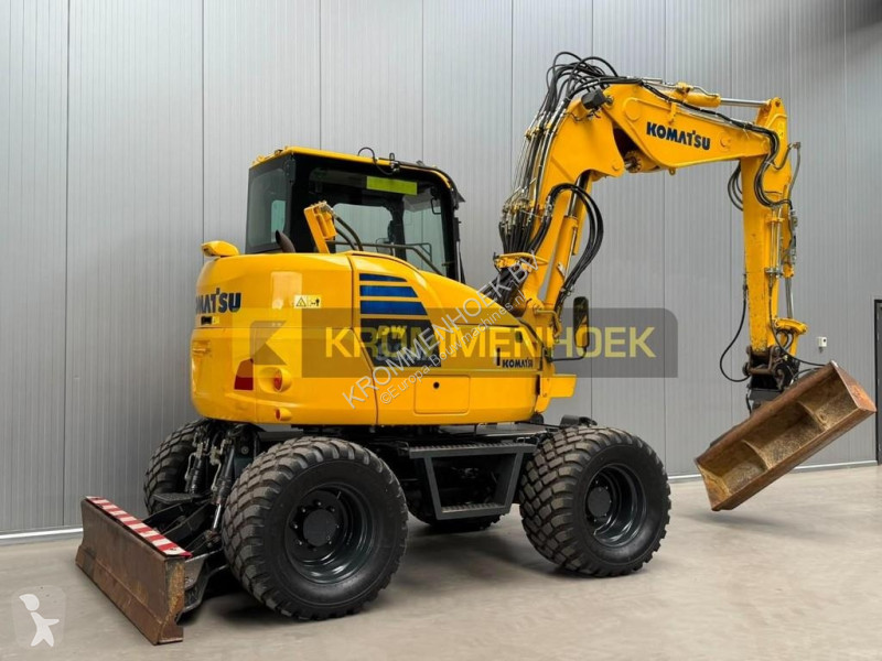 جرافة Komatsu MR-10