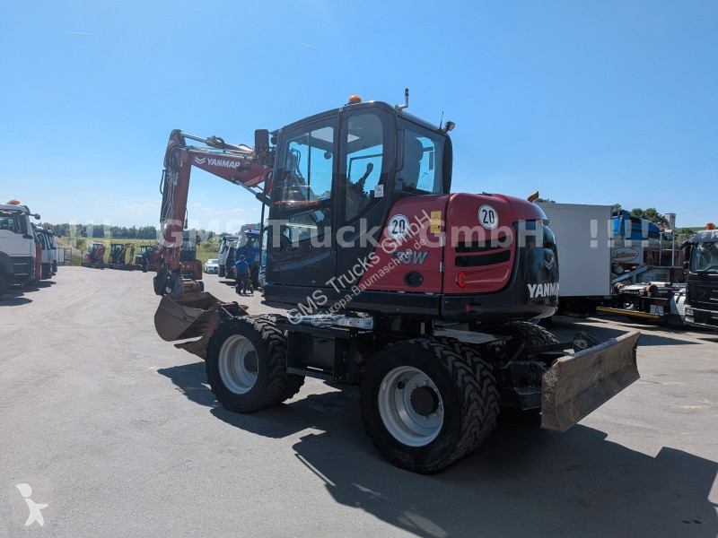 Lopatový nakládač Yanmar 5 W / POWERTILT / 3...