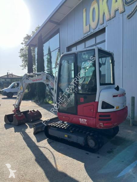 Rýpadlo Takeuchi TB230