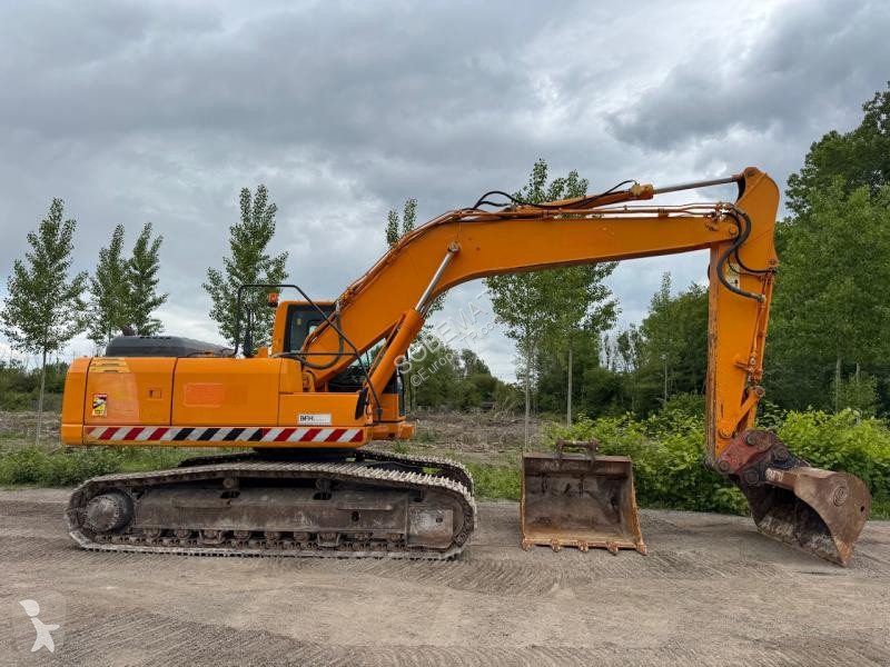 جرافة Komatsu